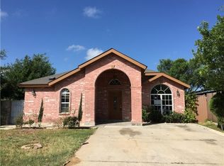 10302 Comet Dr, Laredo, TX 78045