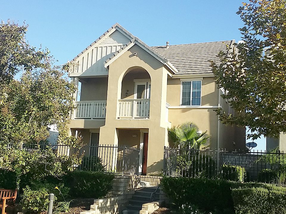 1st image of 24158 Willowbrooke Ct