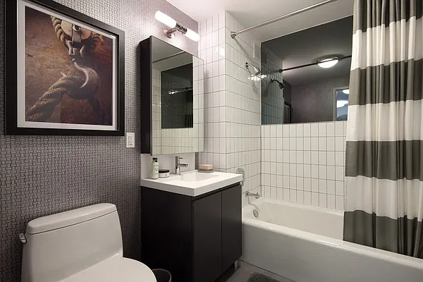 Rented by Aura Management | media 36