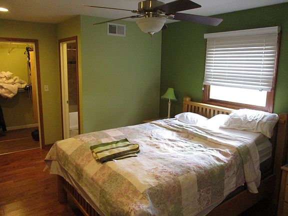 5th image of 614 Marquette Dr
