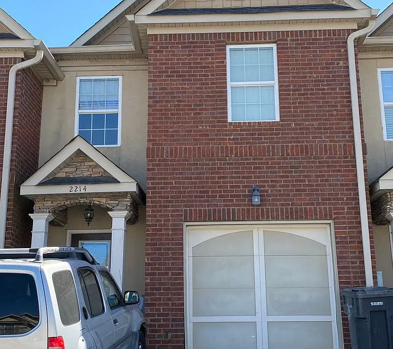 2214 River Park Ct