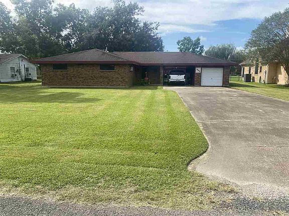 2nd image of 9556 N Garden Dr