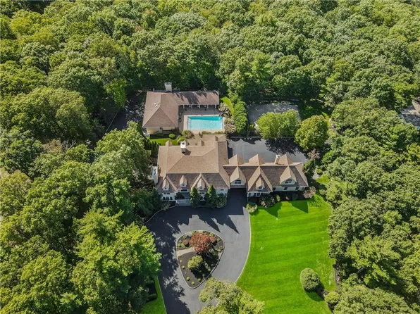 21 Links Court, Monroe, NY 10950