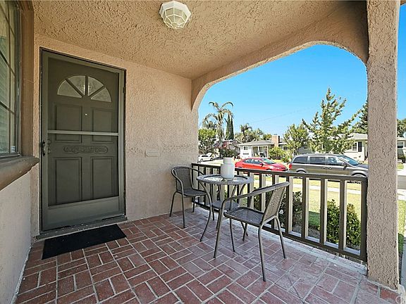 4th image of 9216 Firebird Ave