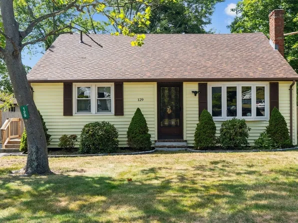 129 Anawan St, Brockton, MA 02302