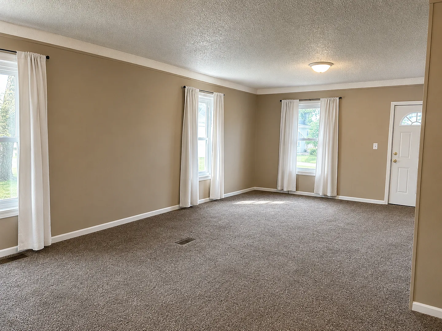 1108 Beltrami Ave NW — Photo 4