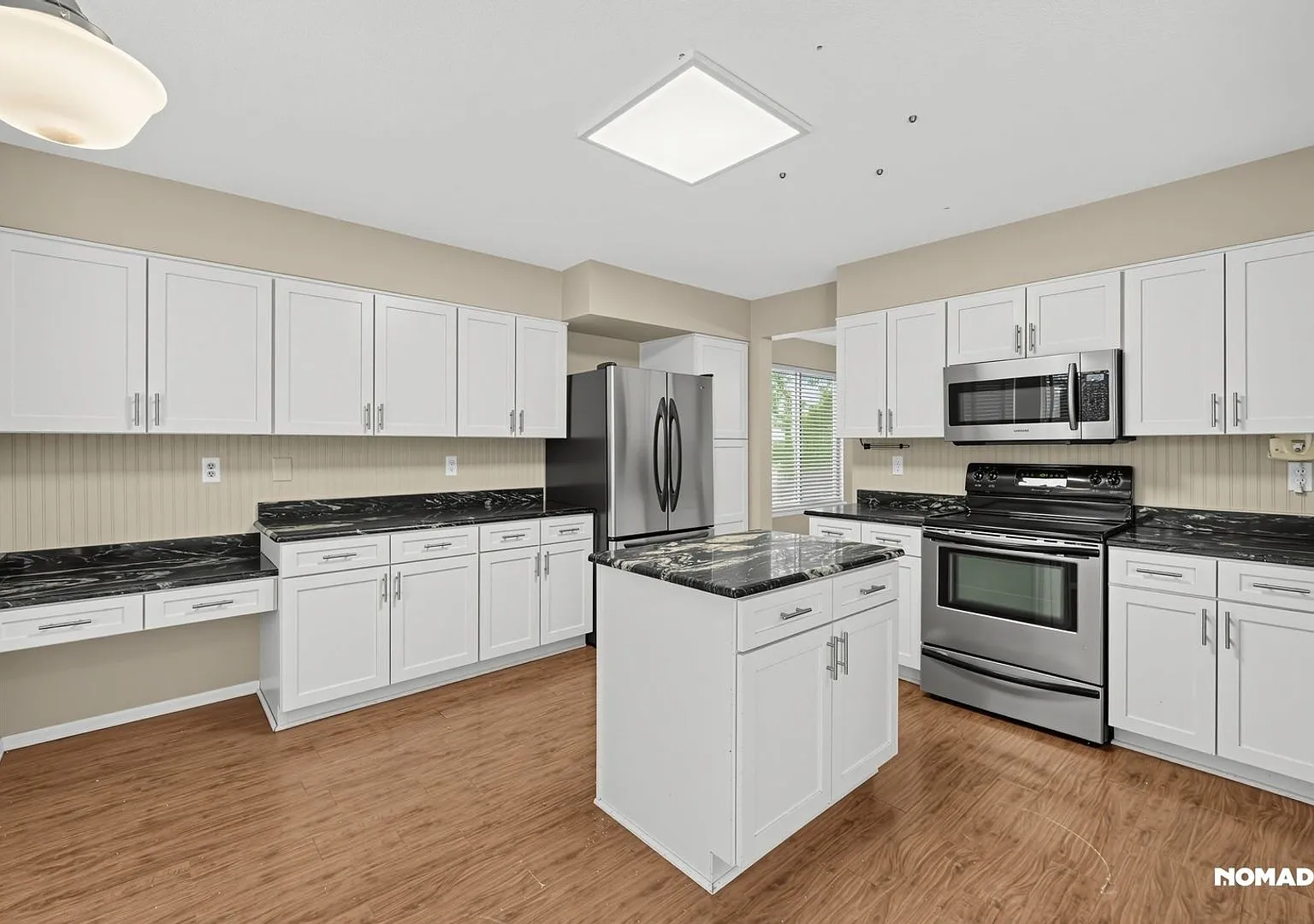 Spacious 4BR House in Highlands Ranch — Photo 4