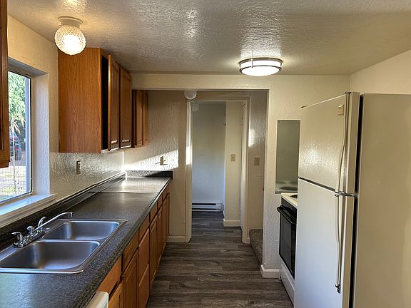 5th image of 1409 S 4th Ave #C