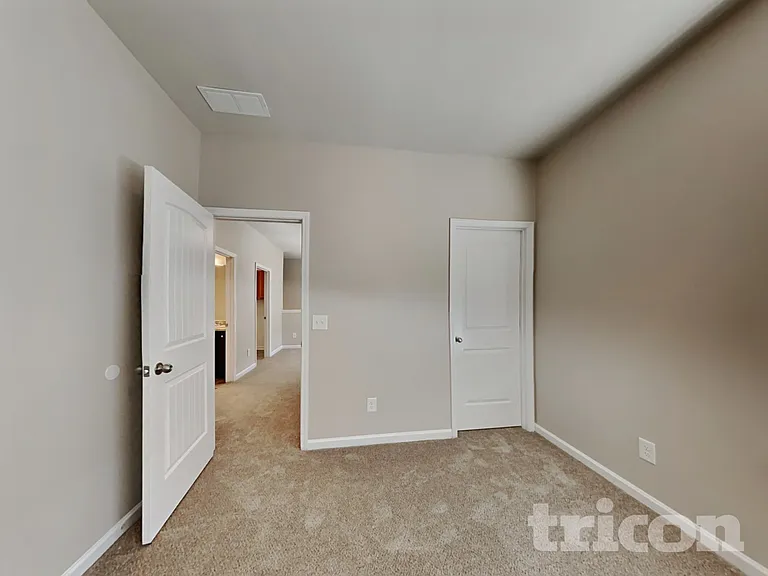 228 Arbor Dr — Photo 10