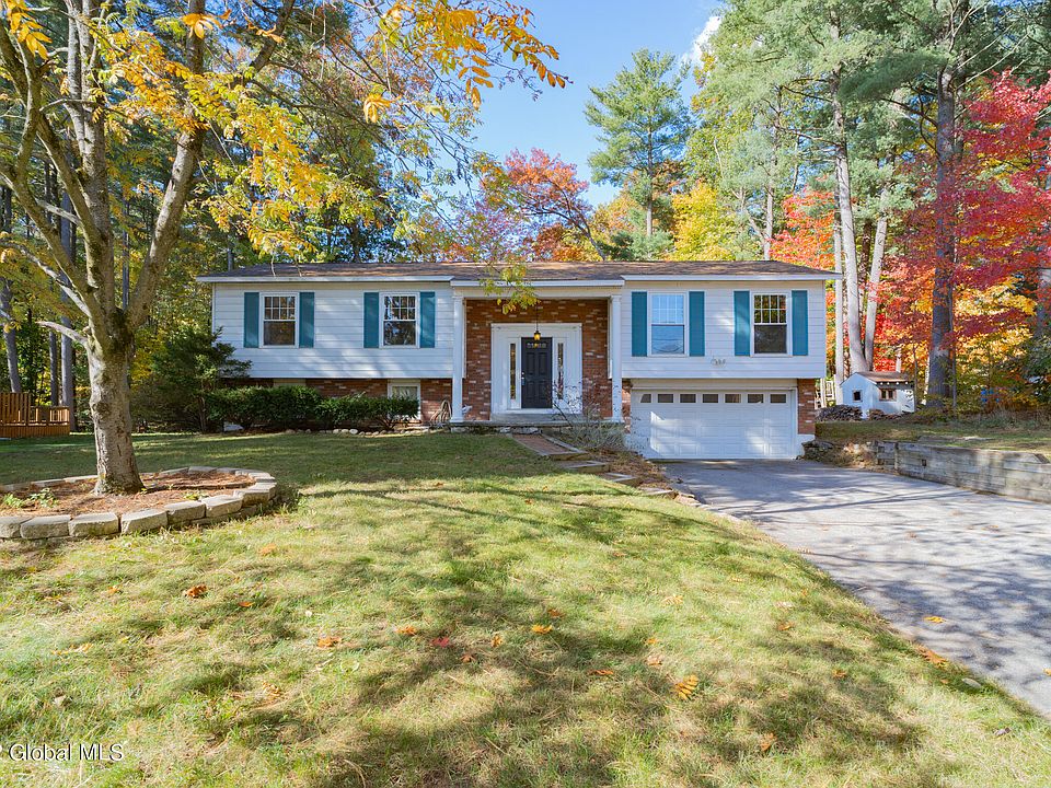 1st image of 49 Evergreen Ave