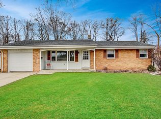 142 N 16th Ave, West Bend, WI 53095