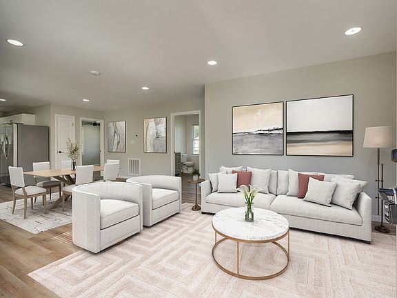 5th image of 108 Twin Circle Dr