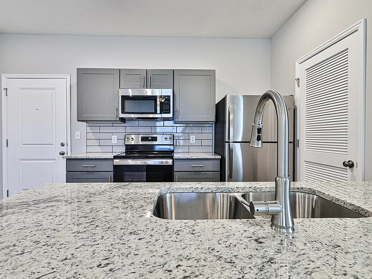 The Lofts at Bridgewood — Photo 77