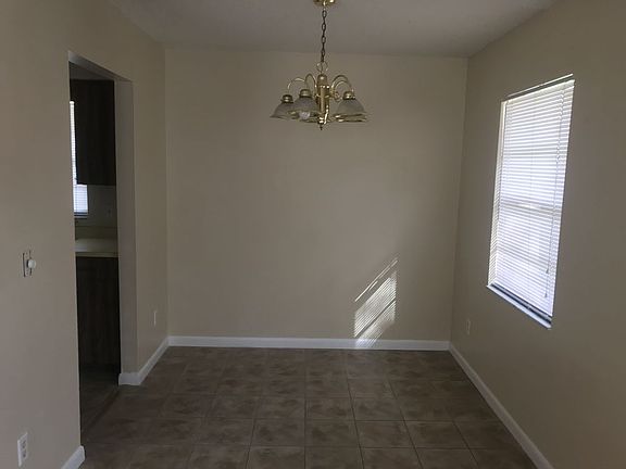 3rd image of 2648 Jungle St APT 2