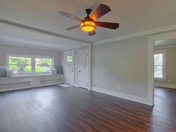 5th image of 2719 Oswald St