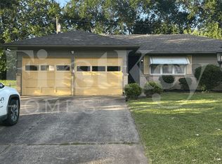 9009 E 84th St, Raytown, MO 64138