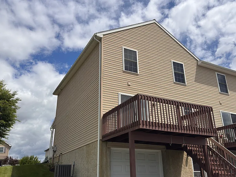 250 Limestone Dr — Photo 34