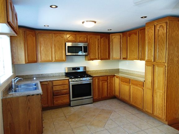 5th image of 1013 Hannon Dr
