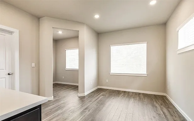 409 207th St SE — Photo 28