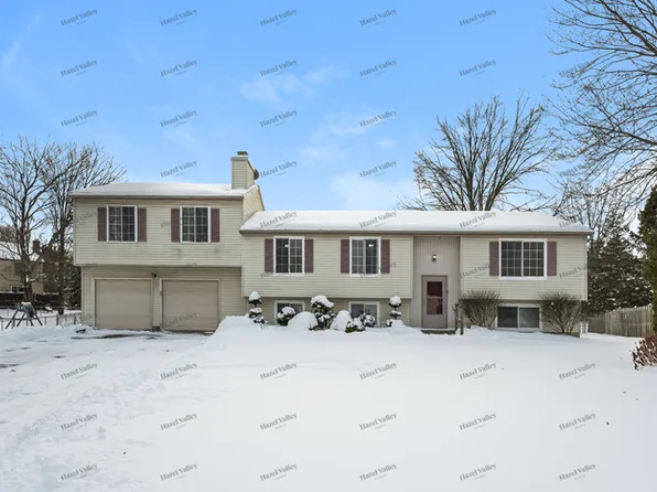 486 Diamond Ct, Brunswick, OH 44212
