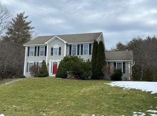 110 Forest Dr, Auburn, NH 03032