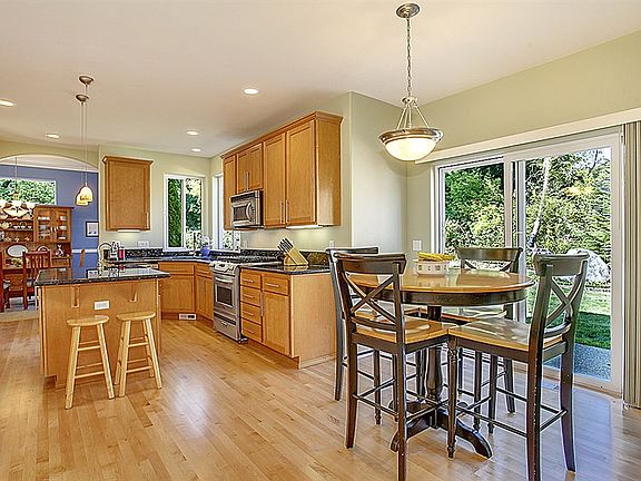 5th image of 15116 275th Ct NE