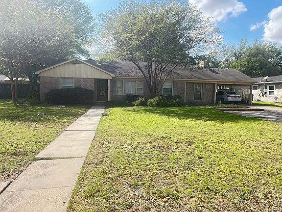 3rd image of 207 Linden Dr