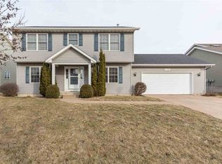 1618 W 68th St, Davenport, IA 52806