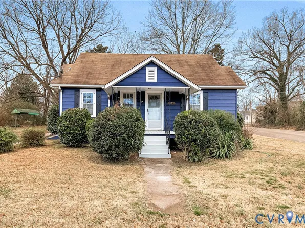 2958 Winston Churchill Dr, Hopewell, VA 23860