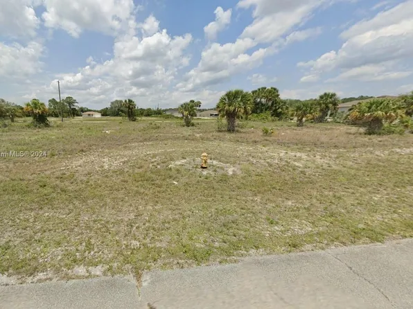 Leader St, Labelle, FL 33935