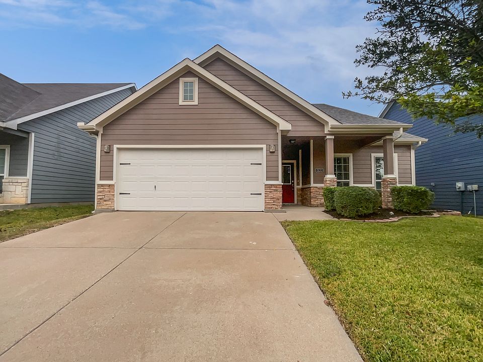 1st image of 3133 Rockwell Ln #2