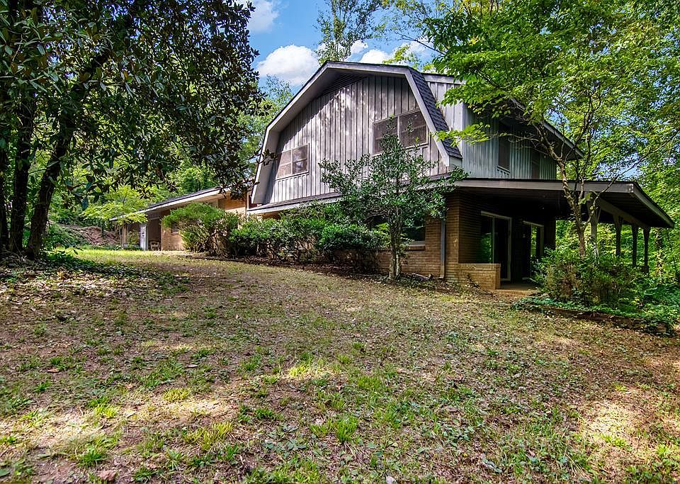 1st image of 2063 Canton Rd