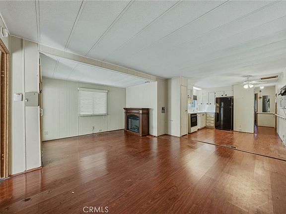 4th image of 5890 E Highway 20 Space 60