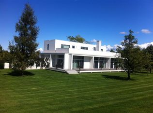 2217 W Wagner Rd, Buchanan, MI 49107