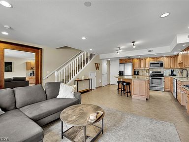 1324 Rawhide St, Las Vegas, NV 89119, photo 3