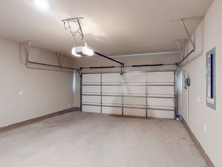 3017 Hampton Path — Photo 30