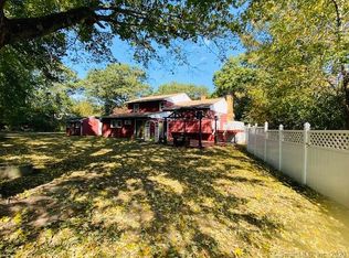 1 Oak St, Plainfield, CT 06374