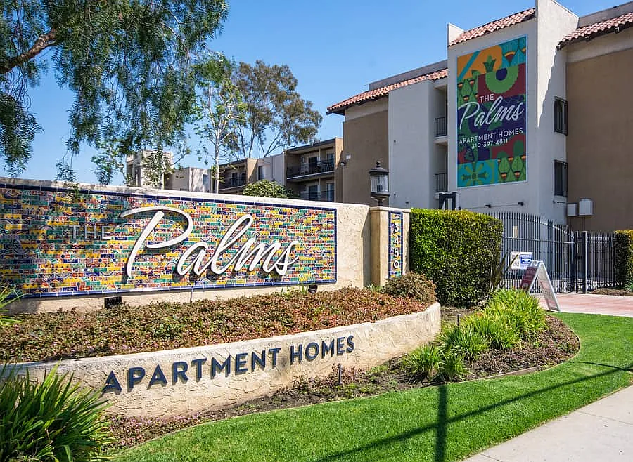 The Palms — Photo 1