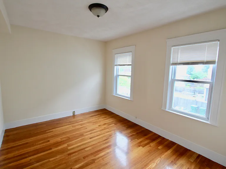 15 Taylor St #A — Photo 6