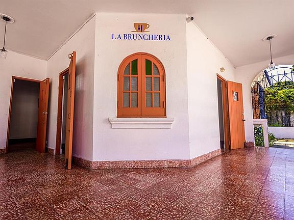 4th image of 70 Calle DEL BOSQUE