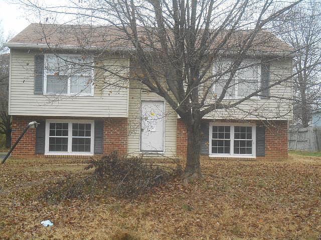 1st image of 2112 Bromby St