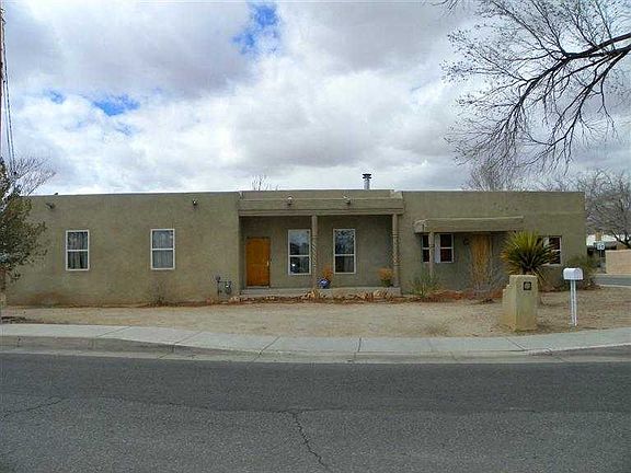 2nd image of 4225 Grande Dr NW