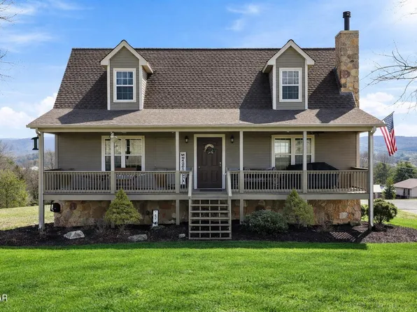 401 Klondike Cir, Kodak, TN 37764