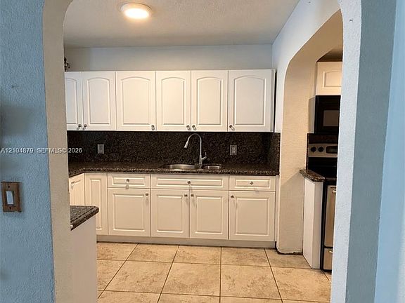 3rd image of 1078 NW 145th St