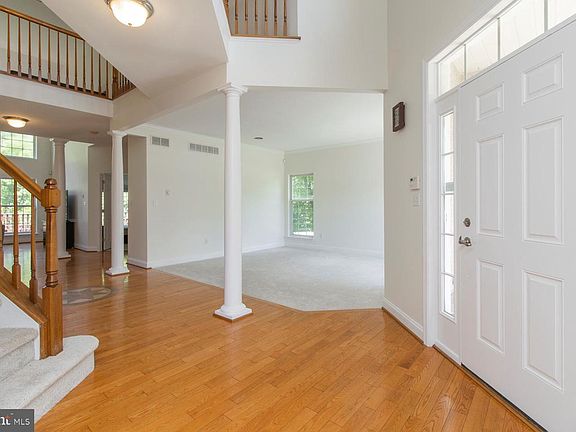 5th image of 43 Norwegian Wood Dr