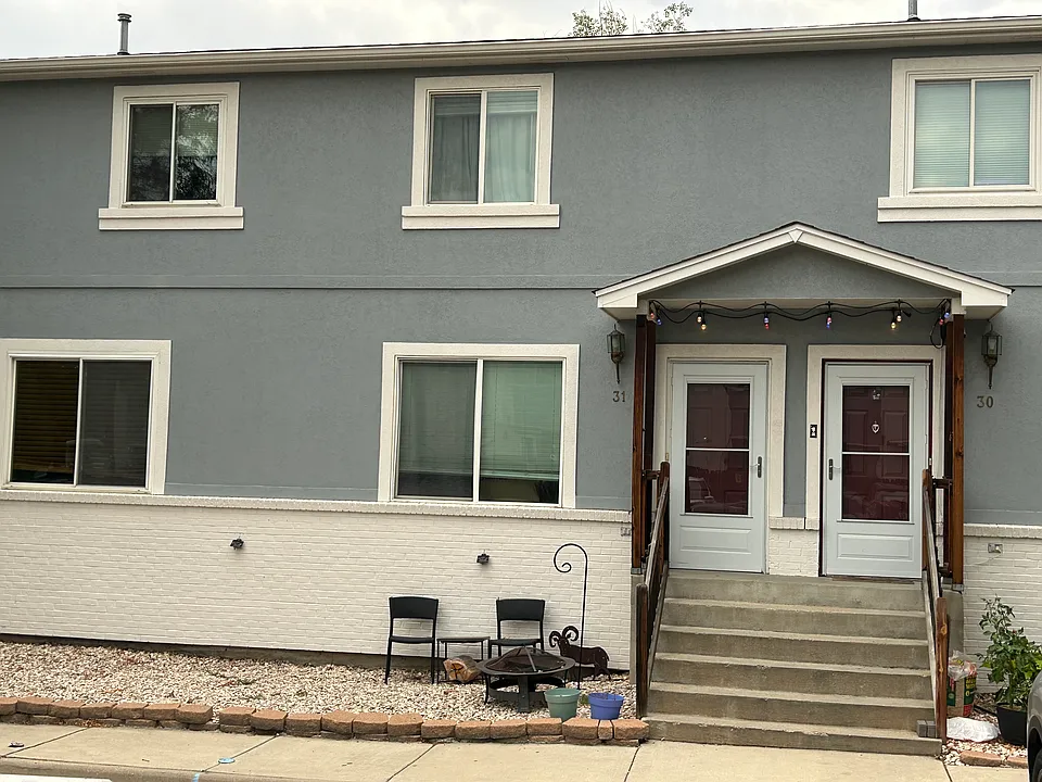 31 Evergreen St