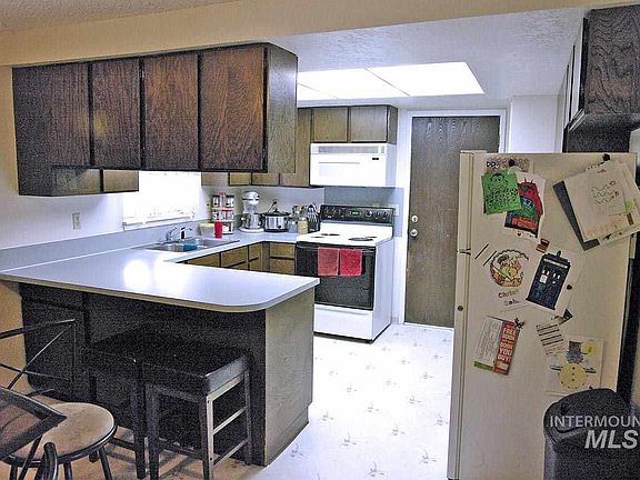 4th image of 5677 Millwright Ave