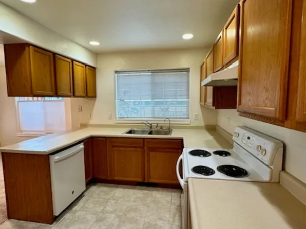 2962 W Villard St Unit B, Bozeman, MT 59718