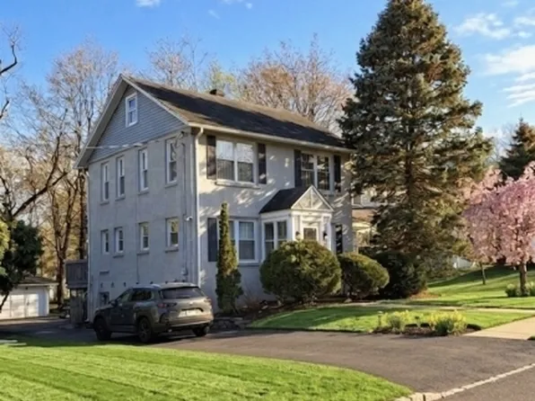 12 Winding Way, West Orange Twp., NJ 07052
