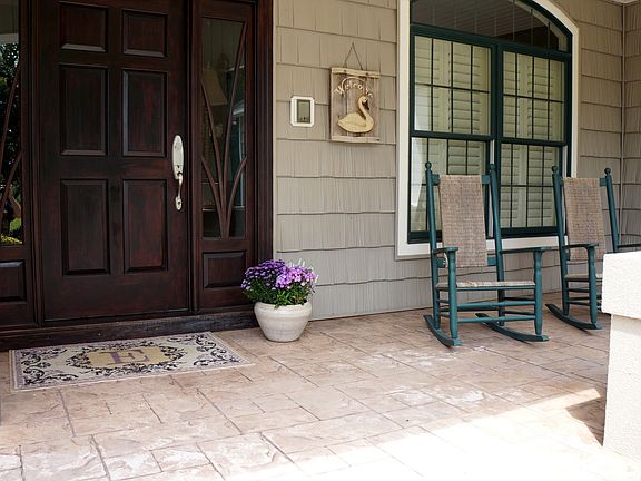 Front porch 